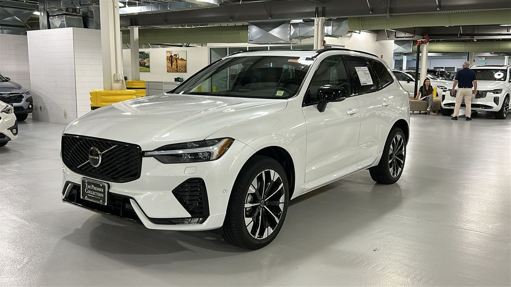 New 2026 Volvo XC60 B5 Plus SUV