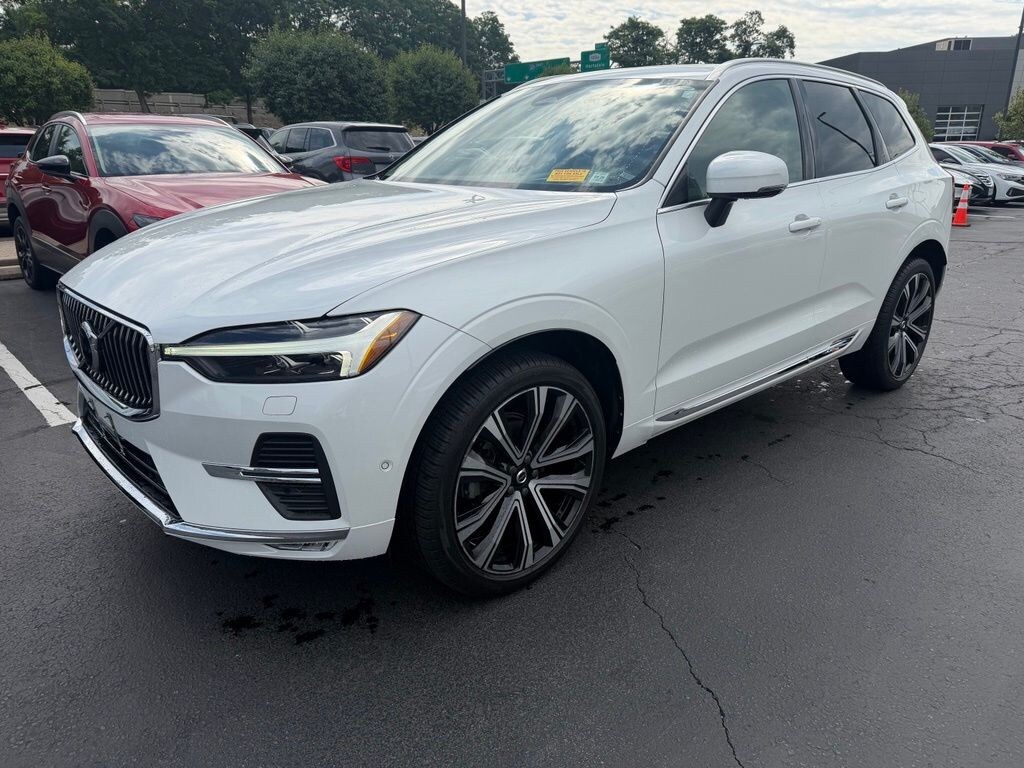 Used 2023 Volvo XC60 B5 AWD Ultimate Bright SUV