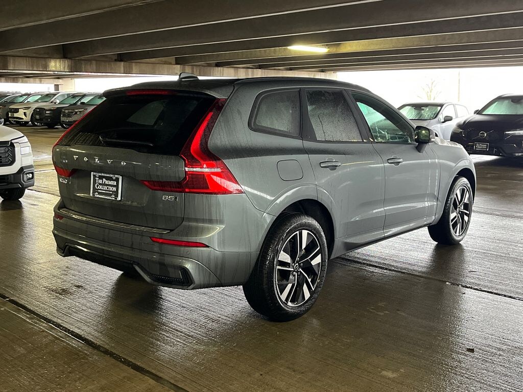 New 2026 Volvo XC60 B5 Core SUV
