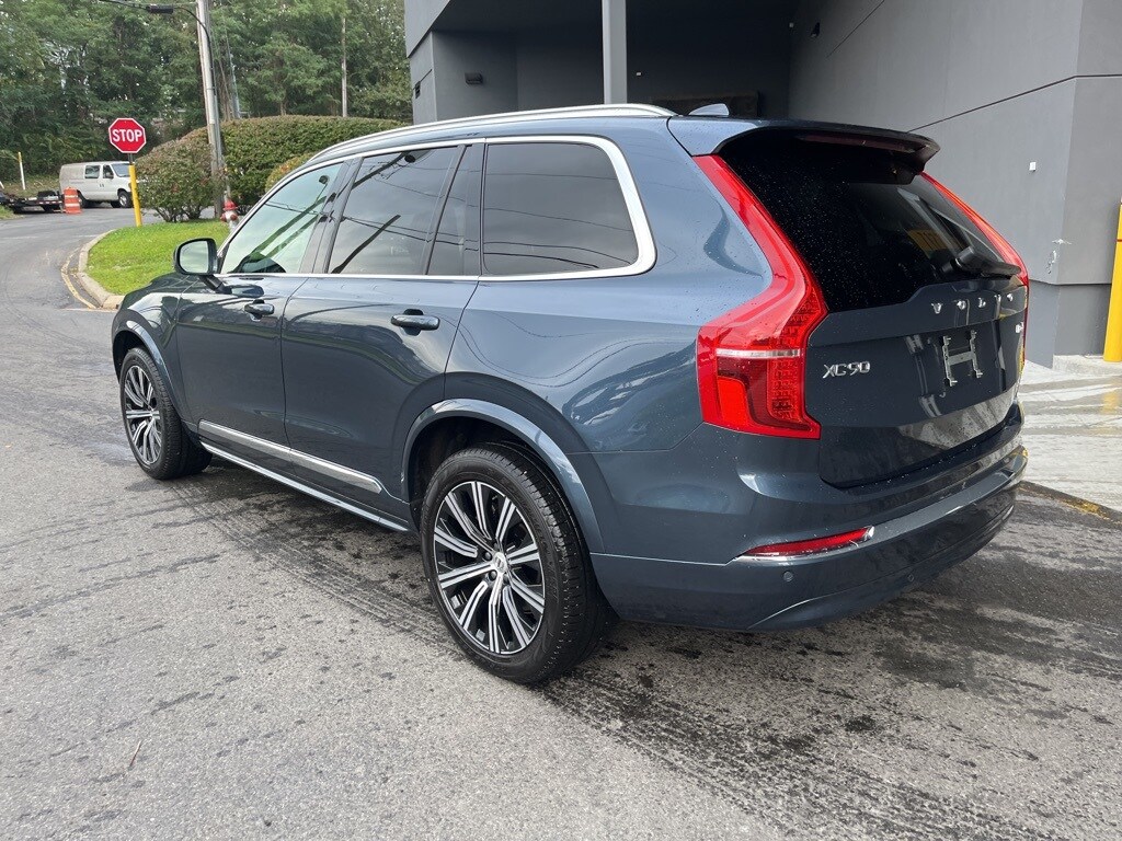 2024 Volvo XC90 Core photo 2