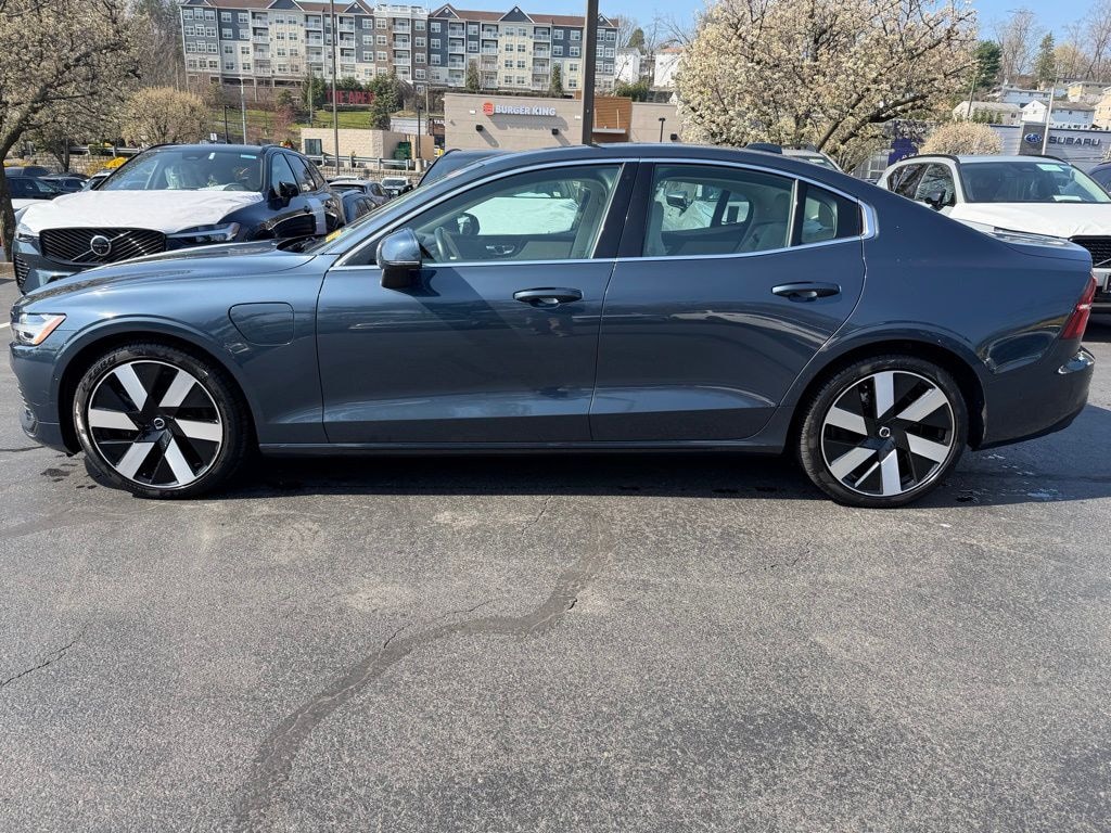 Used 2023 Volvo S60 Recharge Plug-In Hybrid Ultimate Bright Sedan