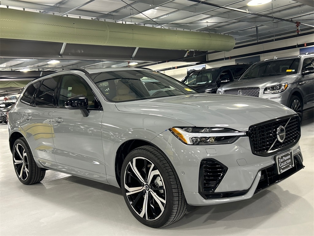 2025 Volvo XC60 Ultra's photo