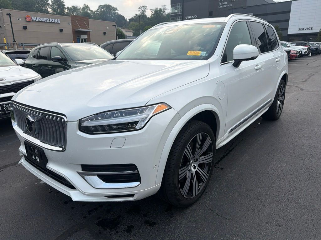2024 Volvo XC90 Recharge Plug-In Hybrid