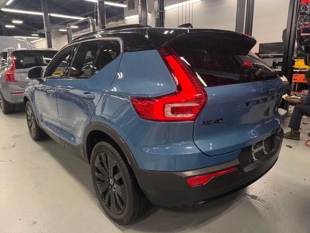 Used 2023 Volvo XC40 Plus with VIN YV4ED3UL7P2995596 for sale in Elmsford, NY