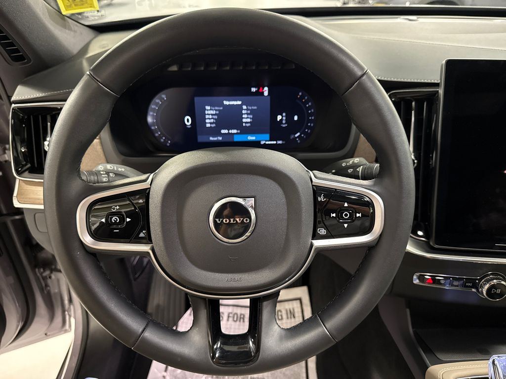 2026 Volvo XC90 Core - Photo 12