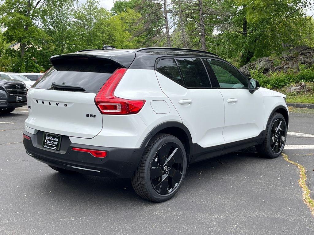 New 2026 Volvo XC40 B5 Ultra Black Edition SUV