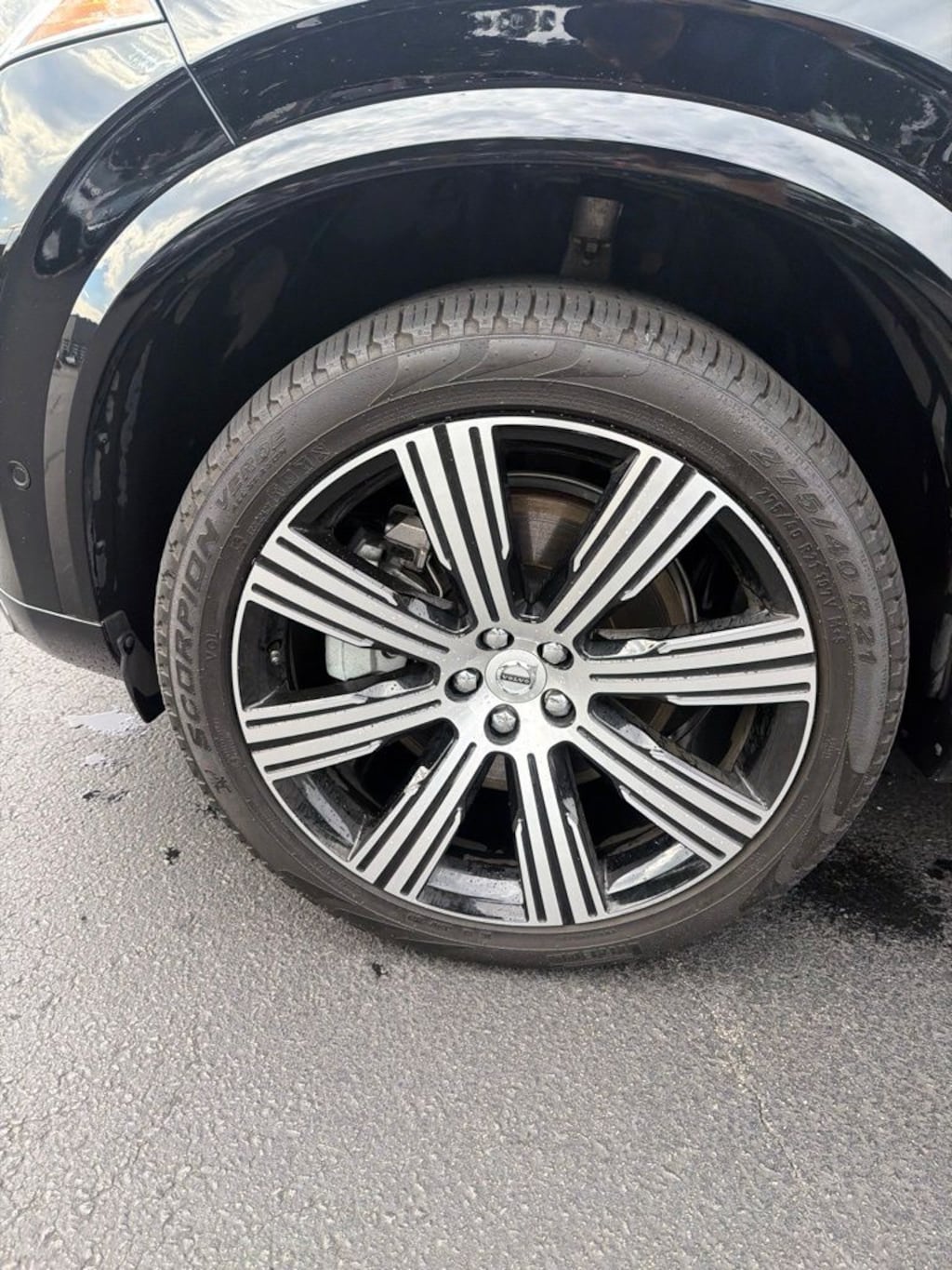 Used 2025 Volvo XC90 plug-in hybrid T8 Plus 7-Seater SUV