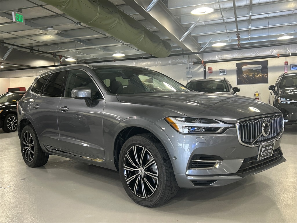 2020 Volvo XC60 Inscription's photo