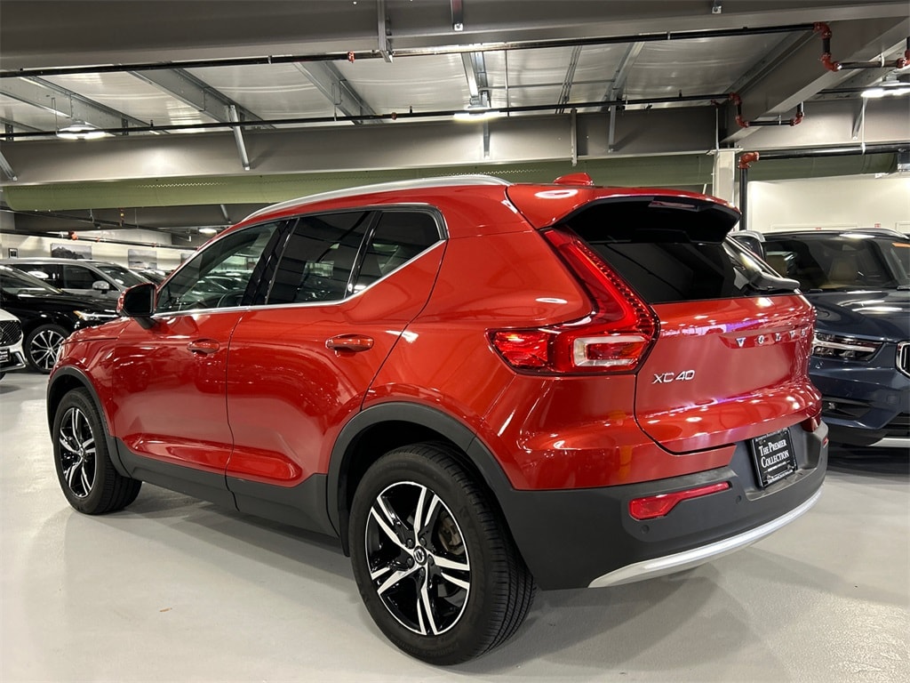 Certified 2023 Volvo XC40 B5 AWD Plus Bright SUV