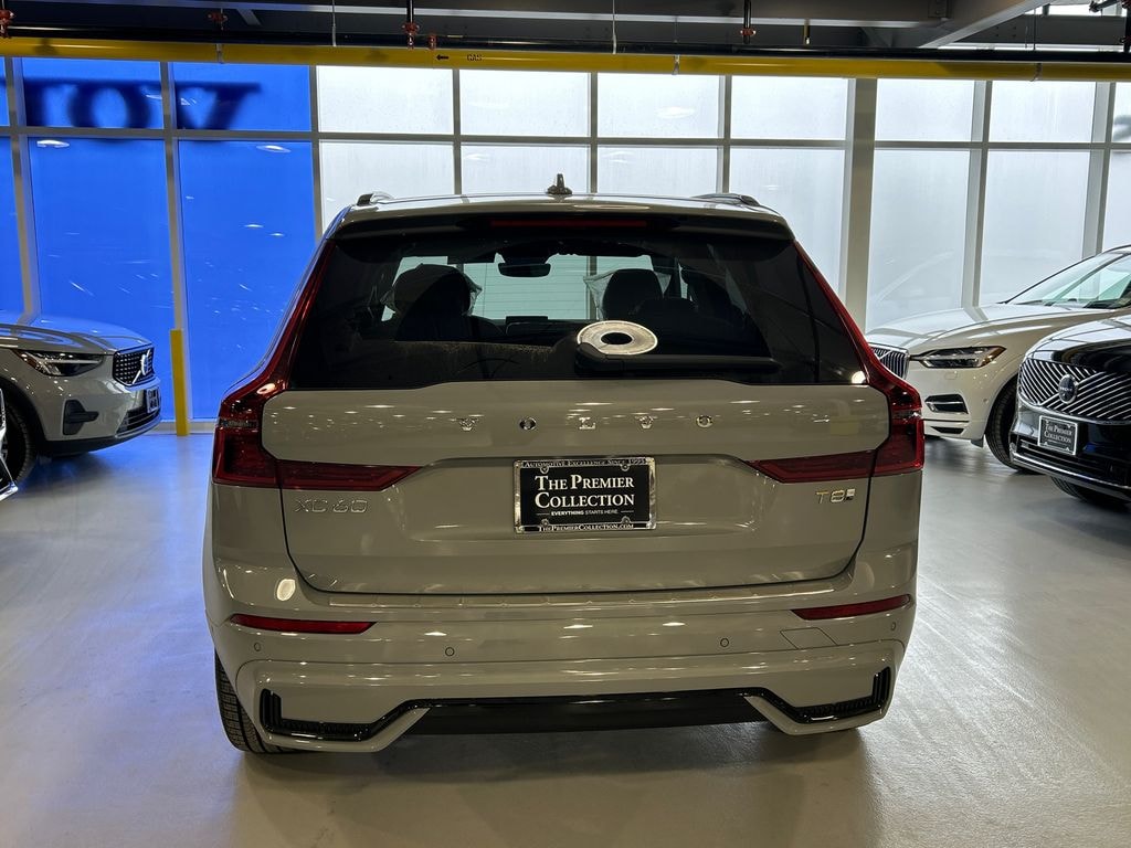 New 2026 Volvo XC60 plug-in hybrid T8 Ultra SUV