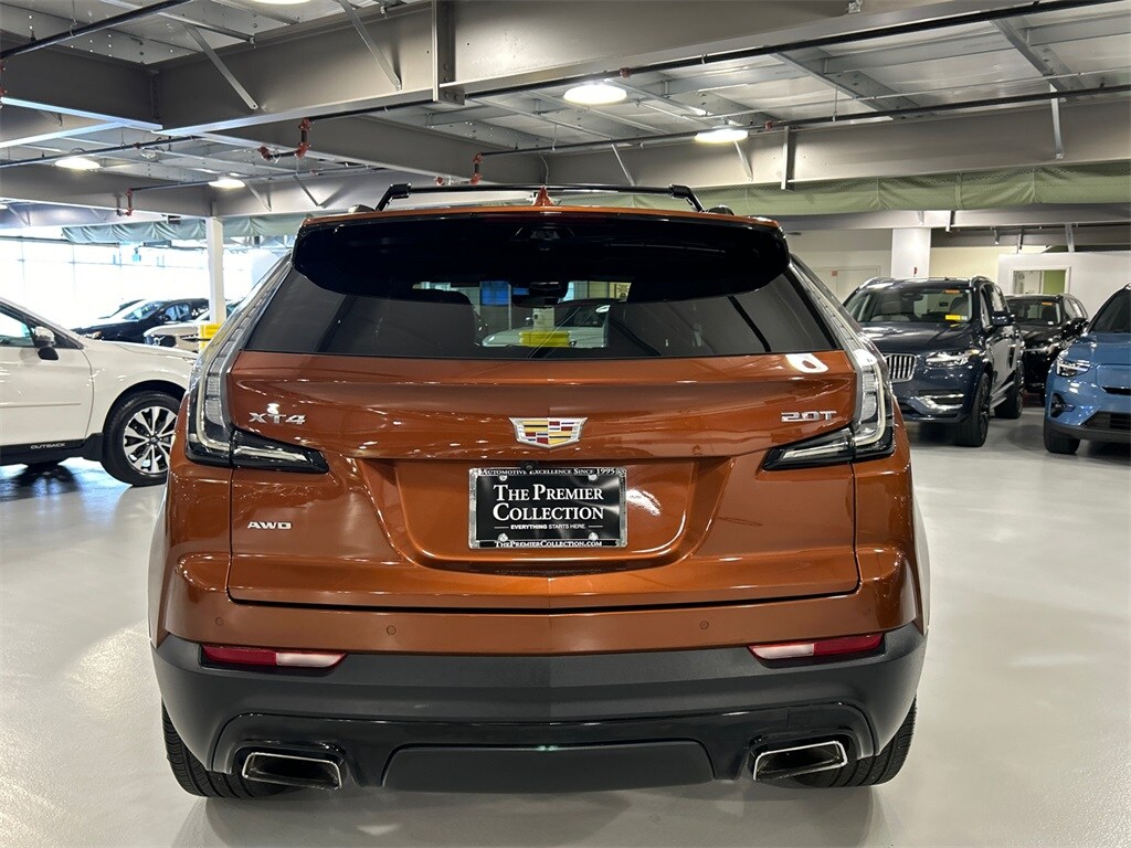 2019 Cadillac XT4 Sport photo 3