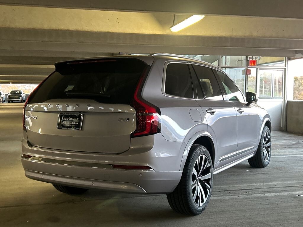 New 2026 Volvo XC90 B6 Core SUV