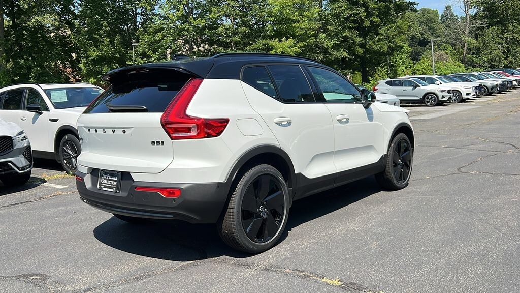 New 2026 Volvo XC40 B5 Ultra Black Edition SUV