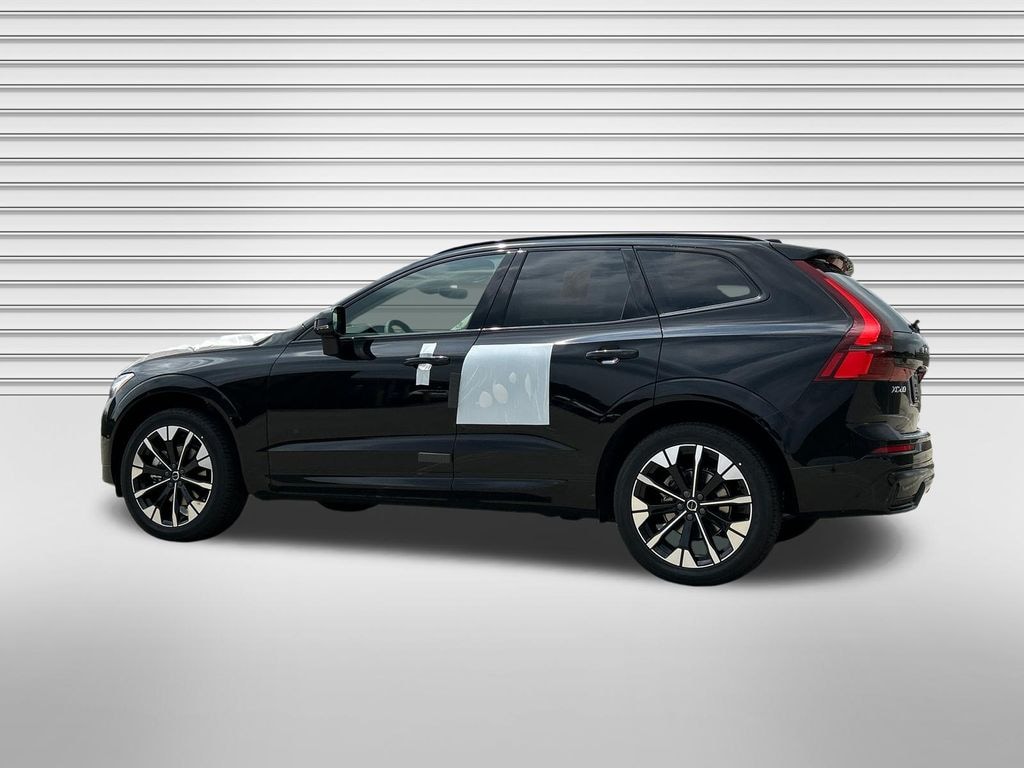 New 2026 Volvo XC60 B5 Plus SUV