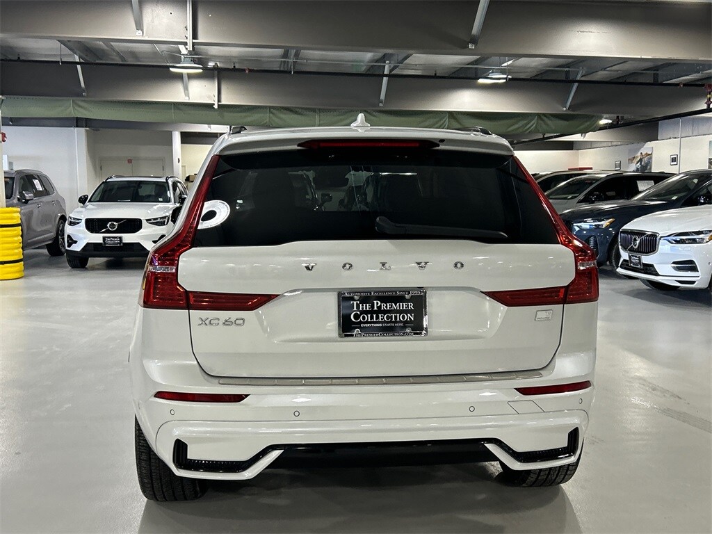 Certified 2024 Volvo XC60 plug-in hybrid T8 Ultimate Dark SUV