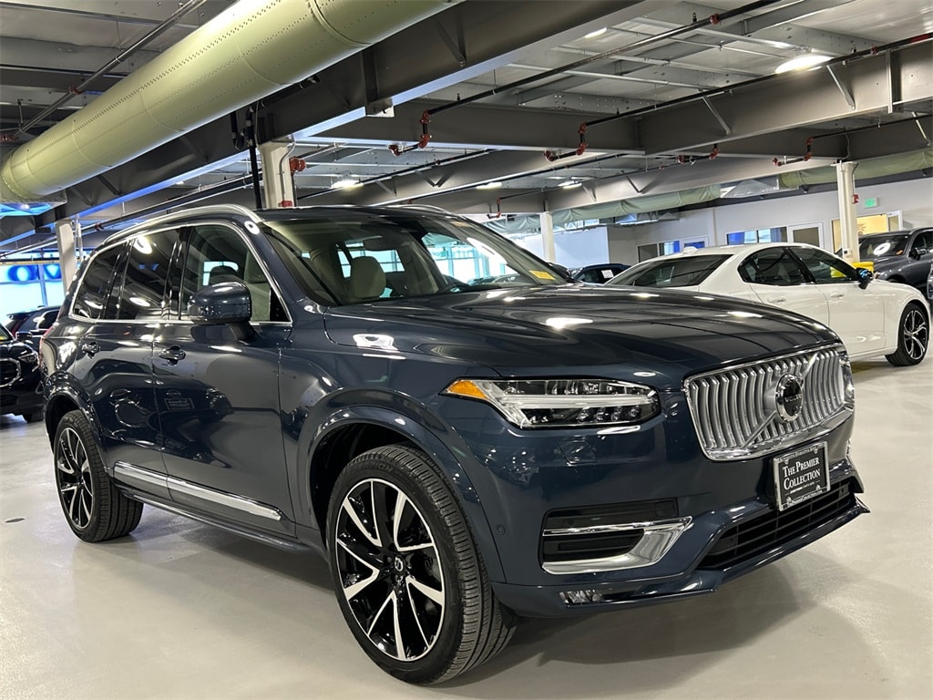 2024 Volvo XC90 Plus