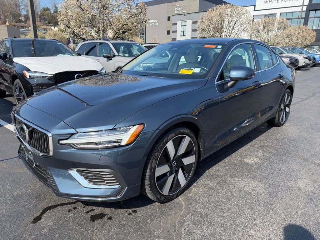 Used 2023 Volvo S60 Recharge Plug-In Hybrid Ultimate Bright Sedan