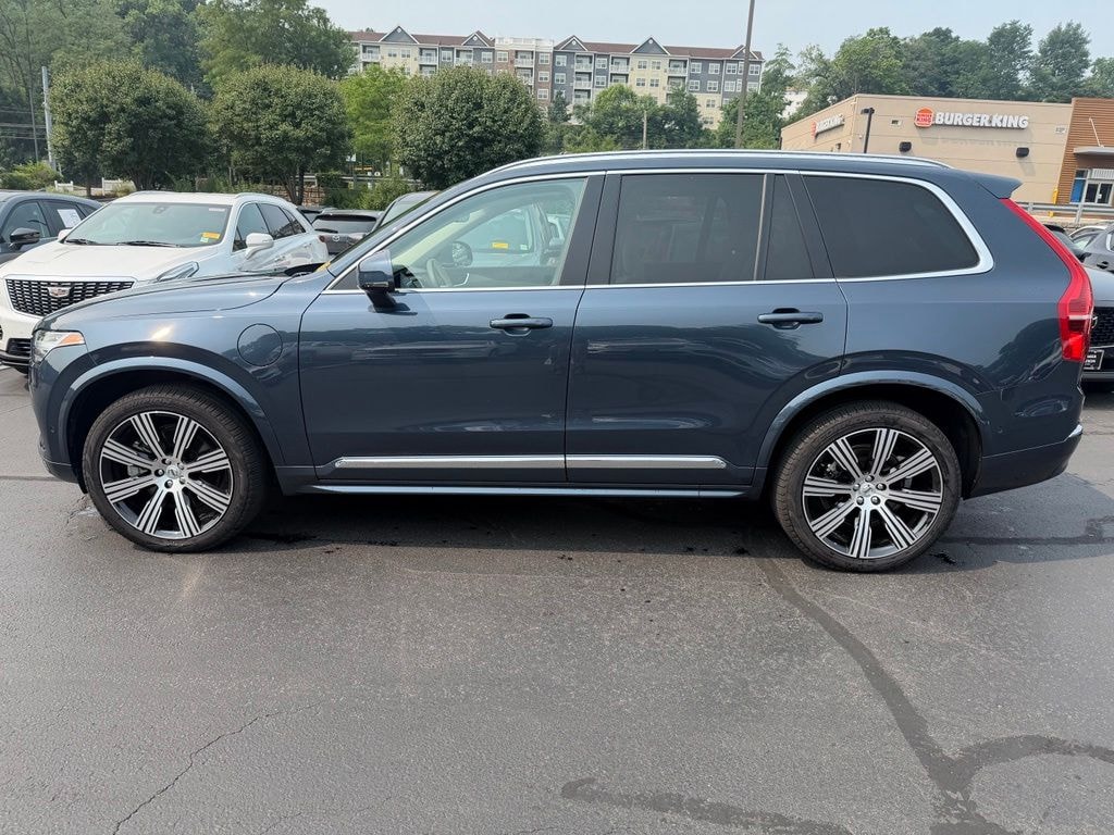 Certified 2025 Volvo XC90 plug-in hybrid T8 Plus 7-Seater SUV
