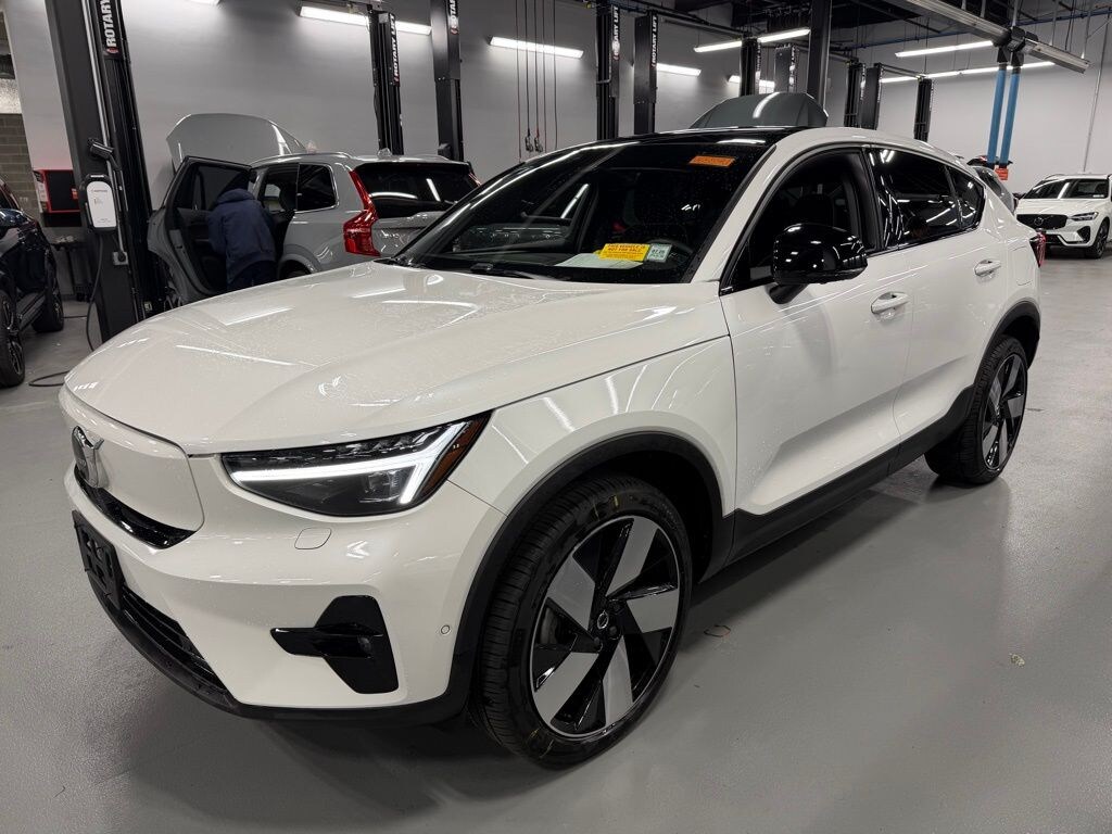 Used 2023 Volvo C40 Recharge Pure Electric Twin Ultimate SUV