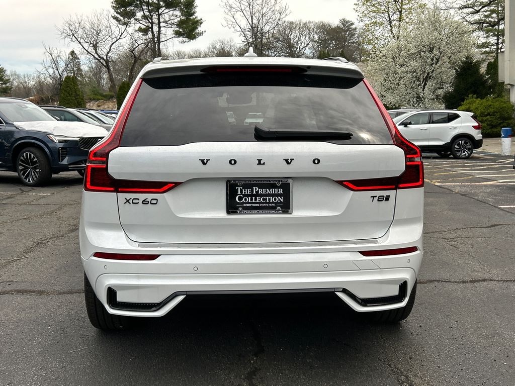 New 2026 Volvo XC60 plug-in hybrid T8 Ultra Black Edition SUV