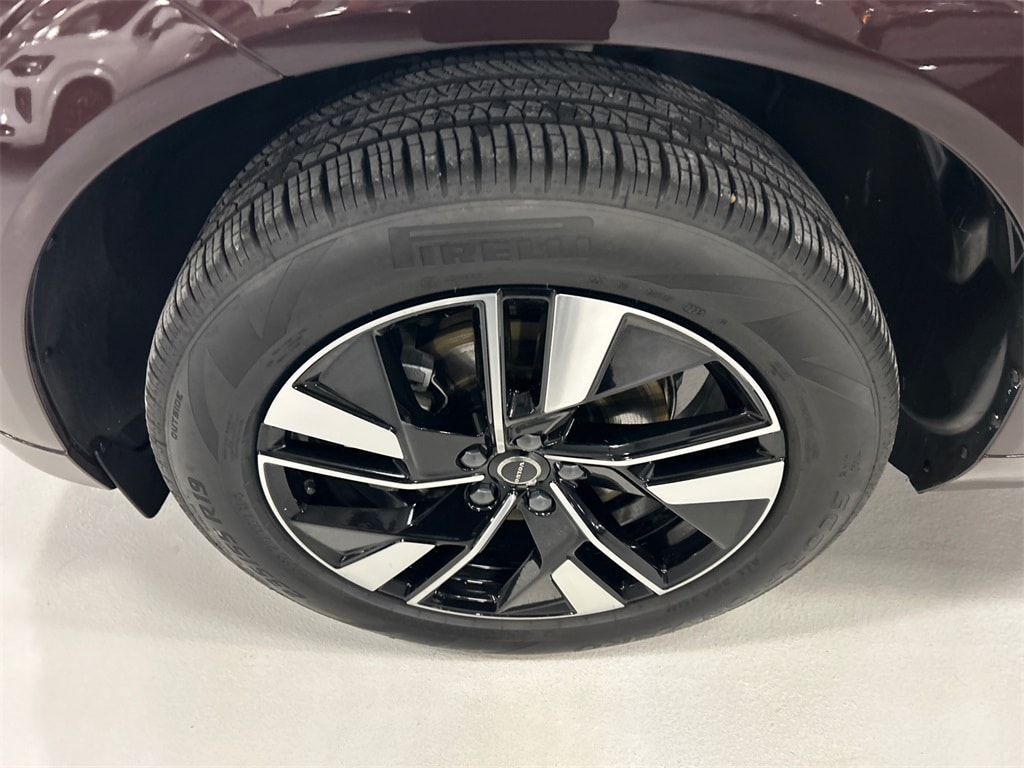 2026 Volvo XC60 Core - Photo 8
