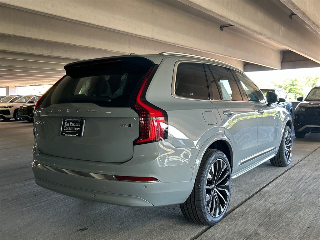 2026 Volvo XC90 photo 2
