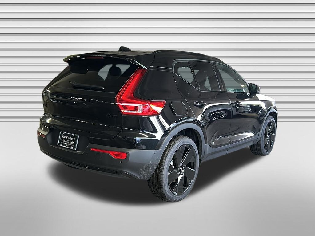 New 2026 Volvo XC40 B5 Ultra Black Edition SUV