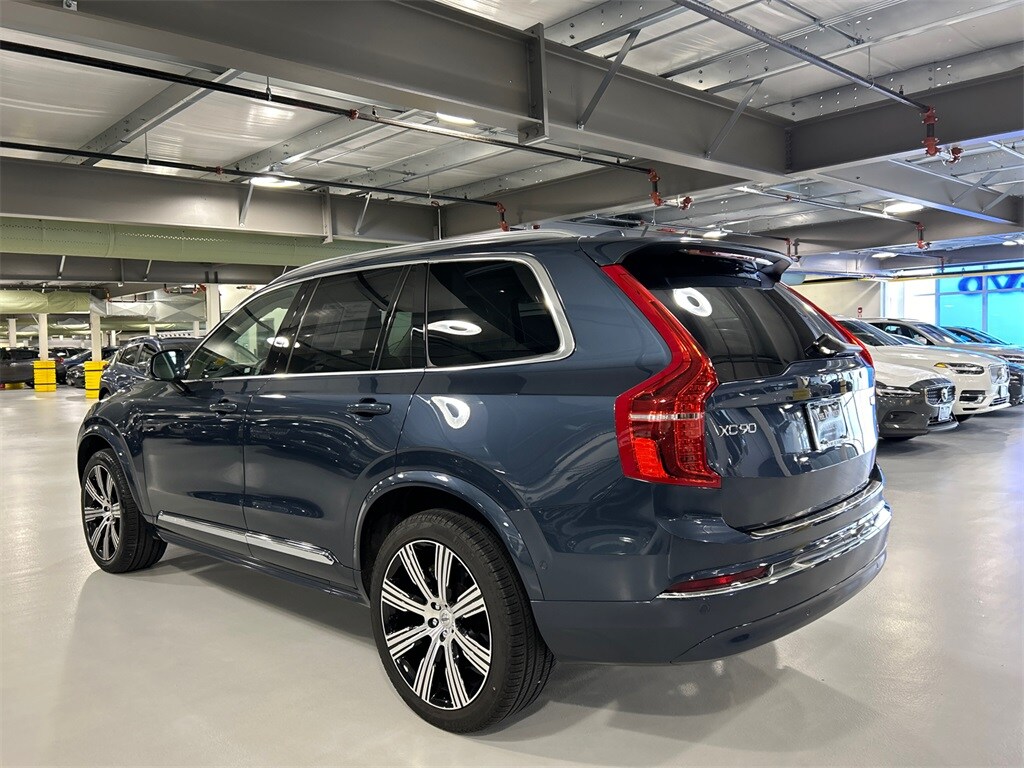2024 Volvo XC90 T8 Ultimate photo 2