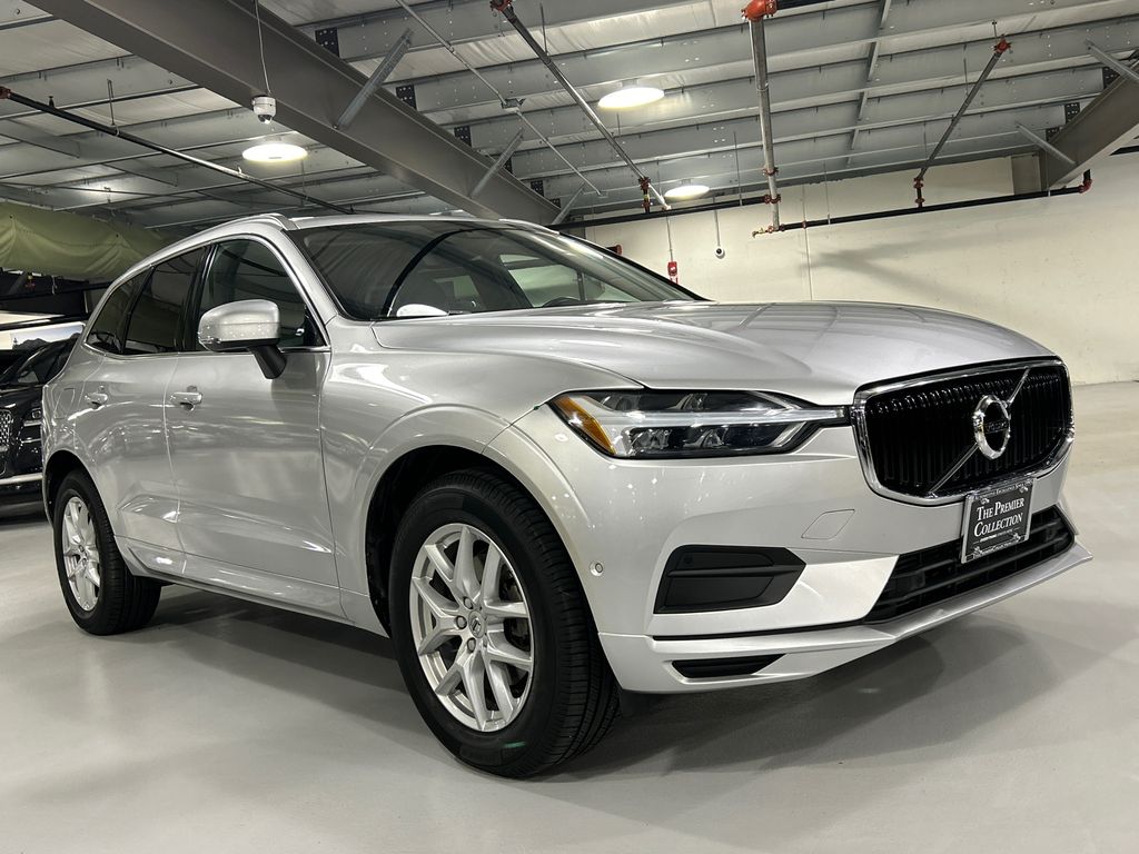 2019 Volvo XC60 T5 Momentum AWD's photo