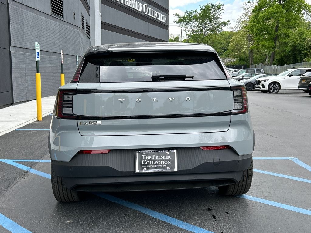 New 2026 Volvo EX30 Twin Motor Plus SUV