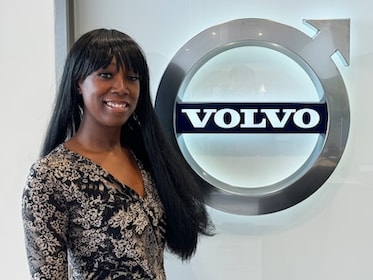 Staff member Monica Woodard from ID_0ef7f4