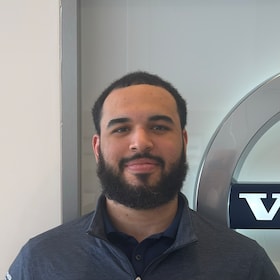 Staff member Cristian De La Cruz from ID_0ef7f4