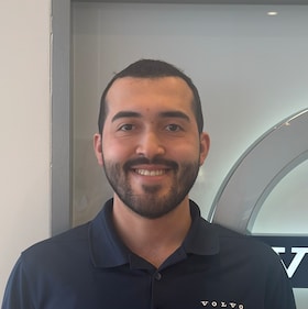 Staff member Melvin Molina from ID_0ef7f4