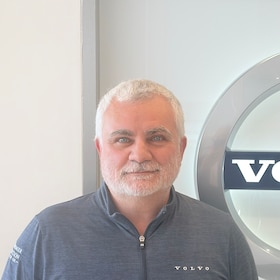 Staff member Paul De Rosa from ID_0ef7f4