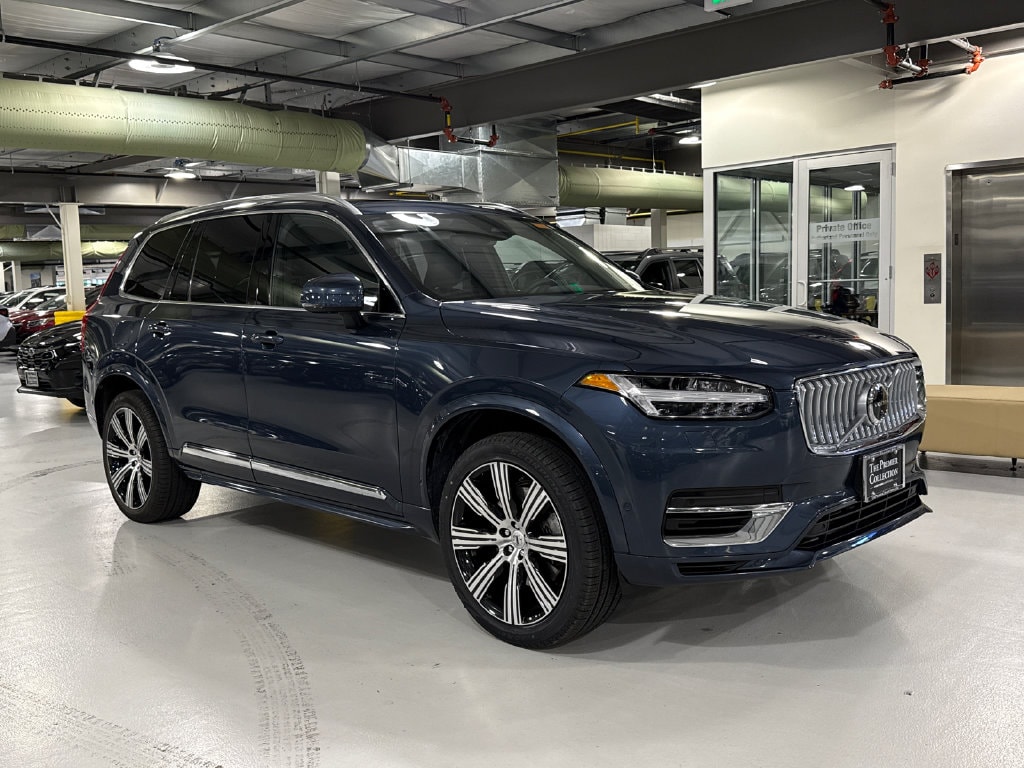 2025 Volvo XC90 Plug-In Hybrid