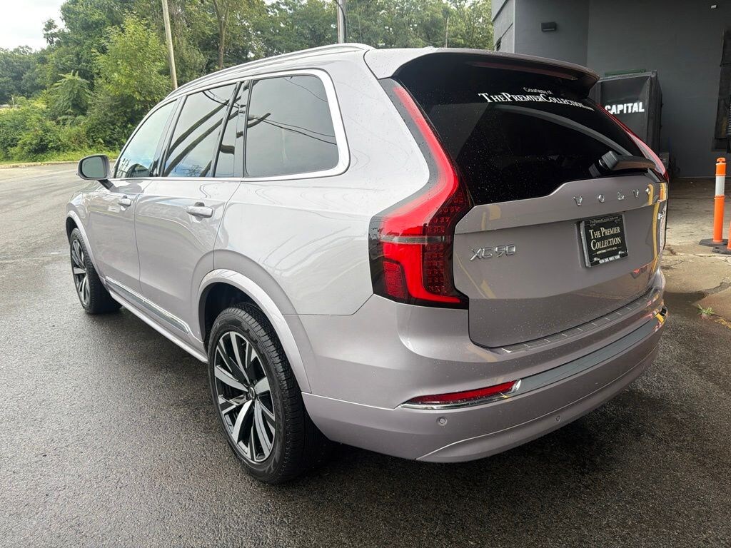 New 2026 Volvo XC90 B6 Core SUV