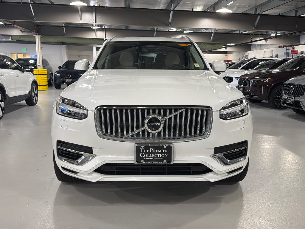 Certified 2025 Volvo XC90 plug-in hybrid T8 Plus 7-Seater SUV
