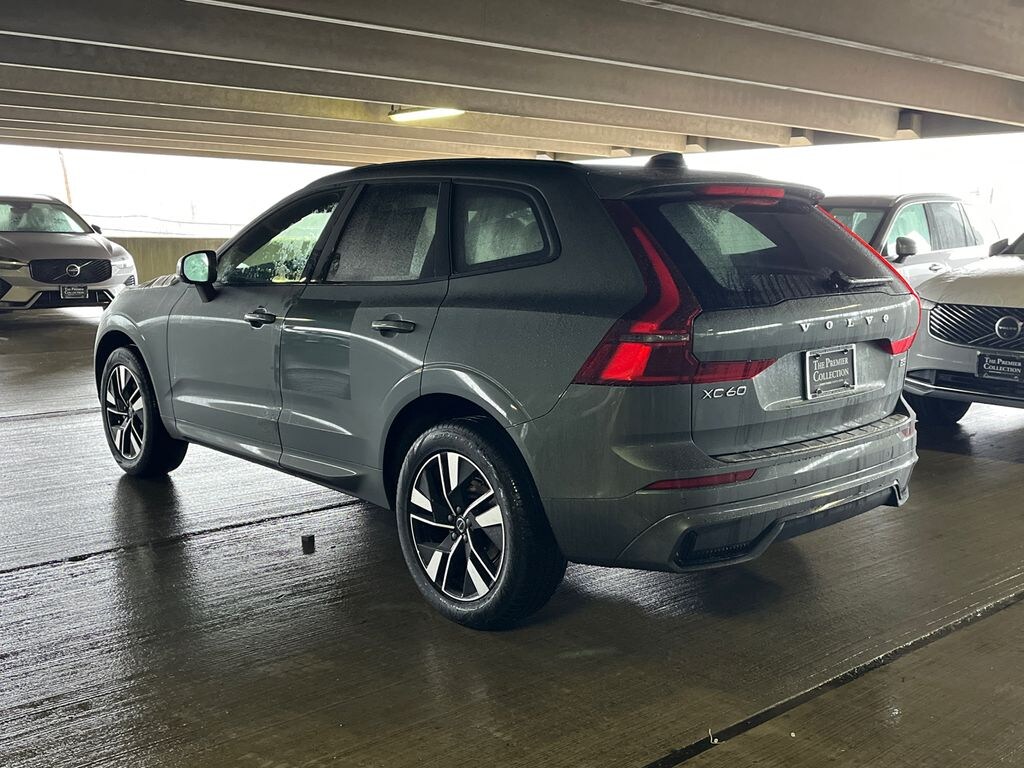 New 2026 Volvo XC60 B5 Core SUV