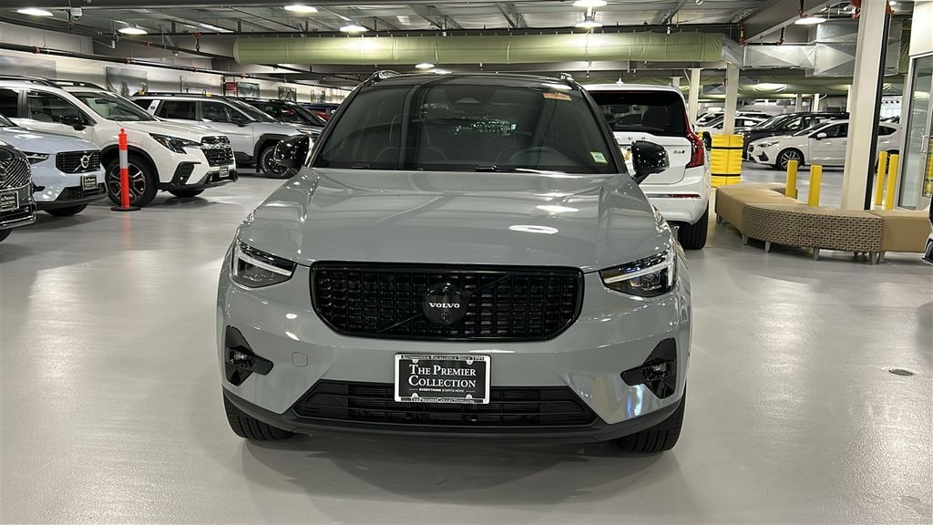 New 2026 Volvo XC40 B5 Ultra Black Edition SUV