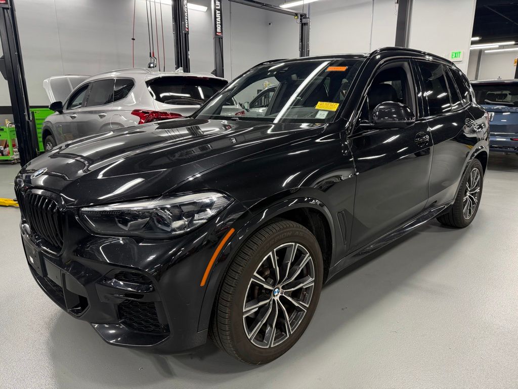 2022 BMW X5 xDrive40i's photo