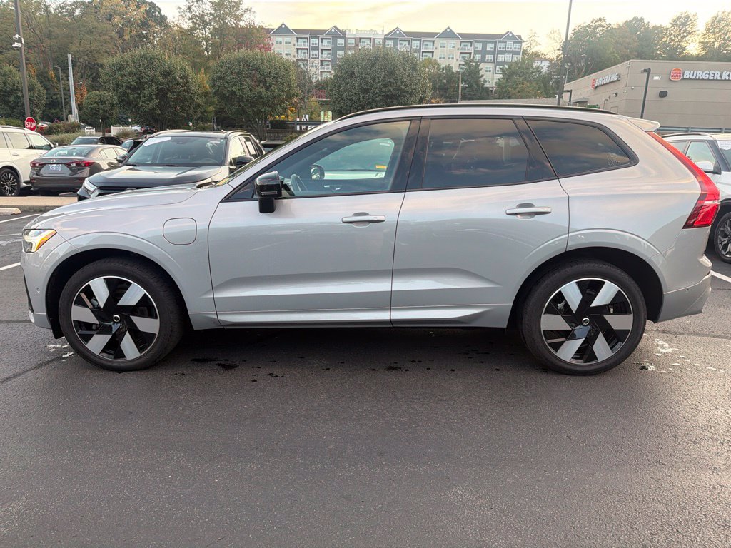 Used 2024 Volvo XC60 plug-in hybrid T8 Ultimate Dark SUV