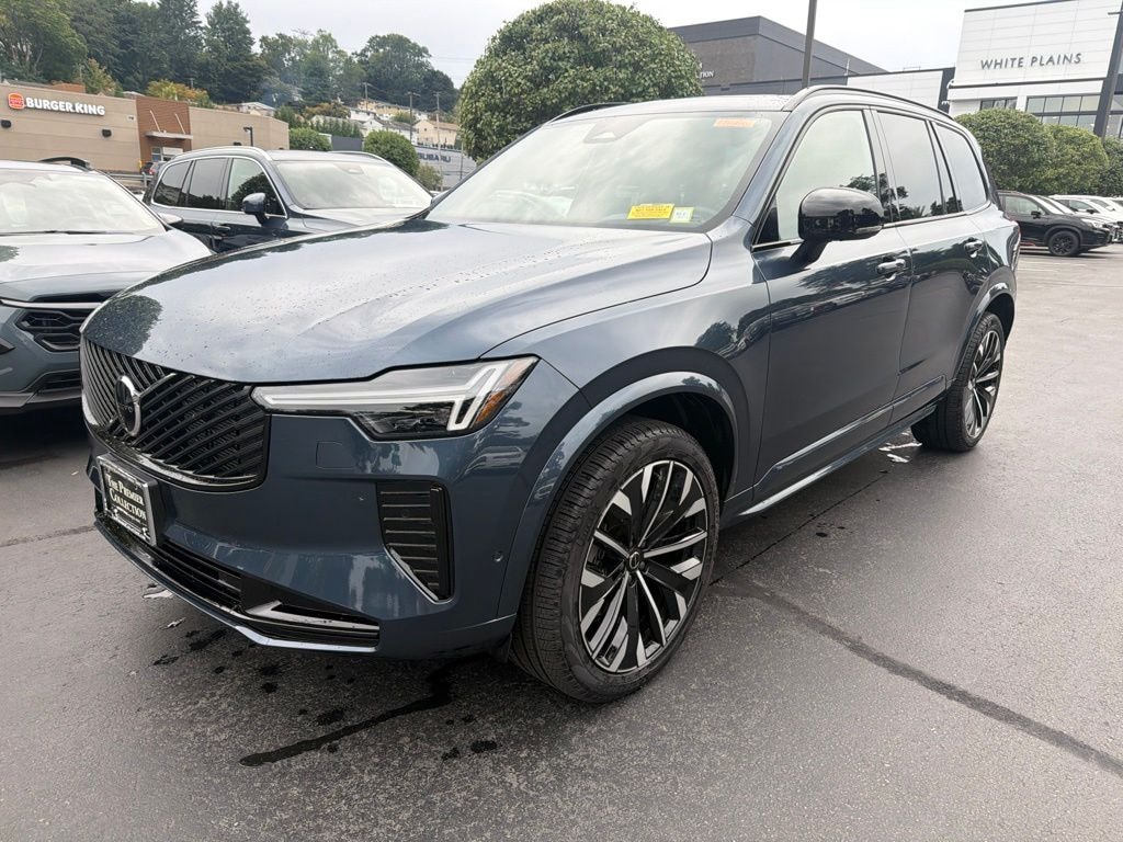 New 2026 Volvo XC90 B6 Ultra Dark Theme 7-Seater SUV