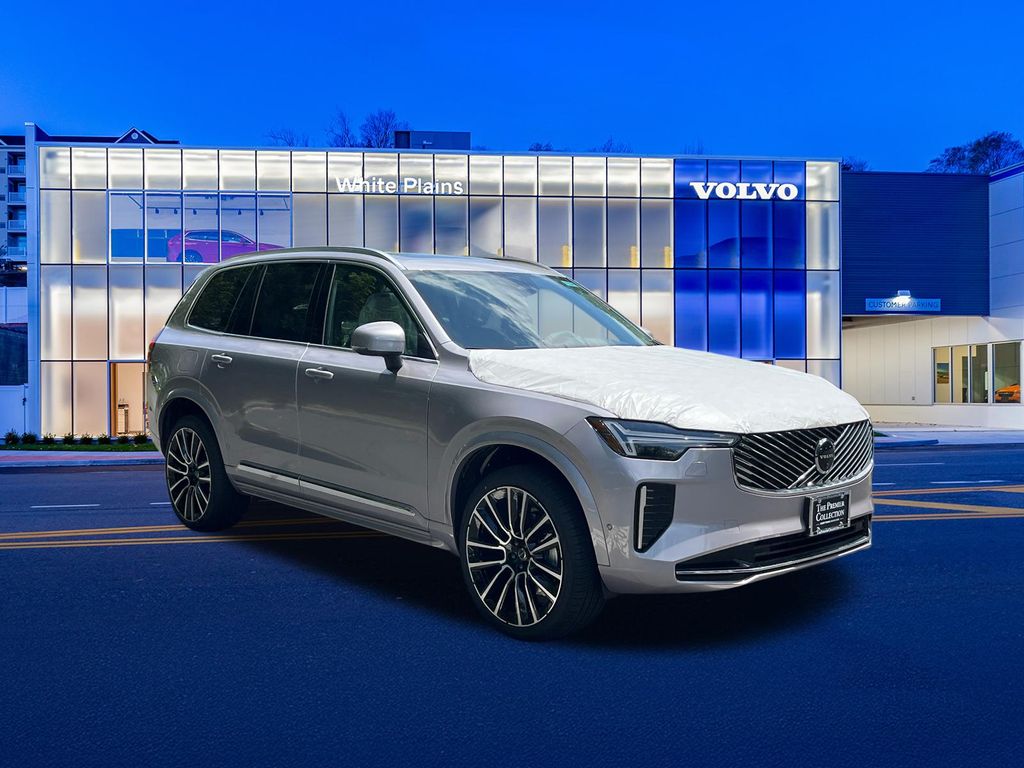 2026 Volvo XC90 B5 Plus Bright 4WD's photo