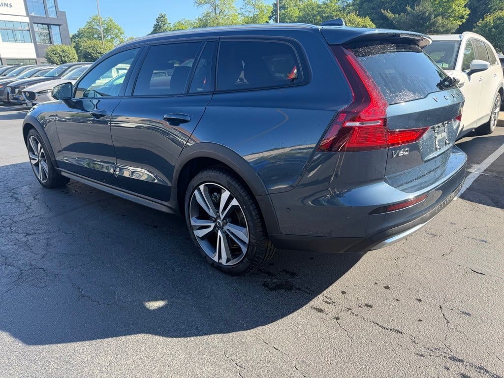 Used 2025 Volvo V60 Cross Country B5 Plus Wagon