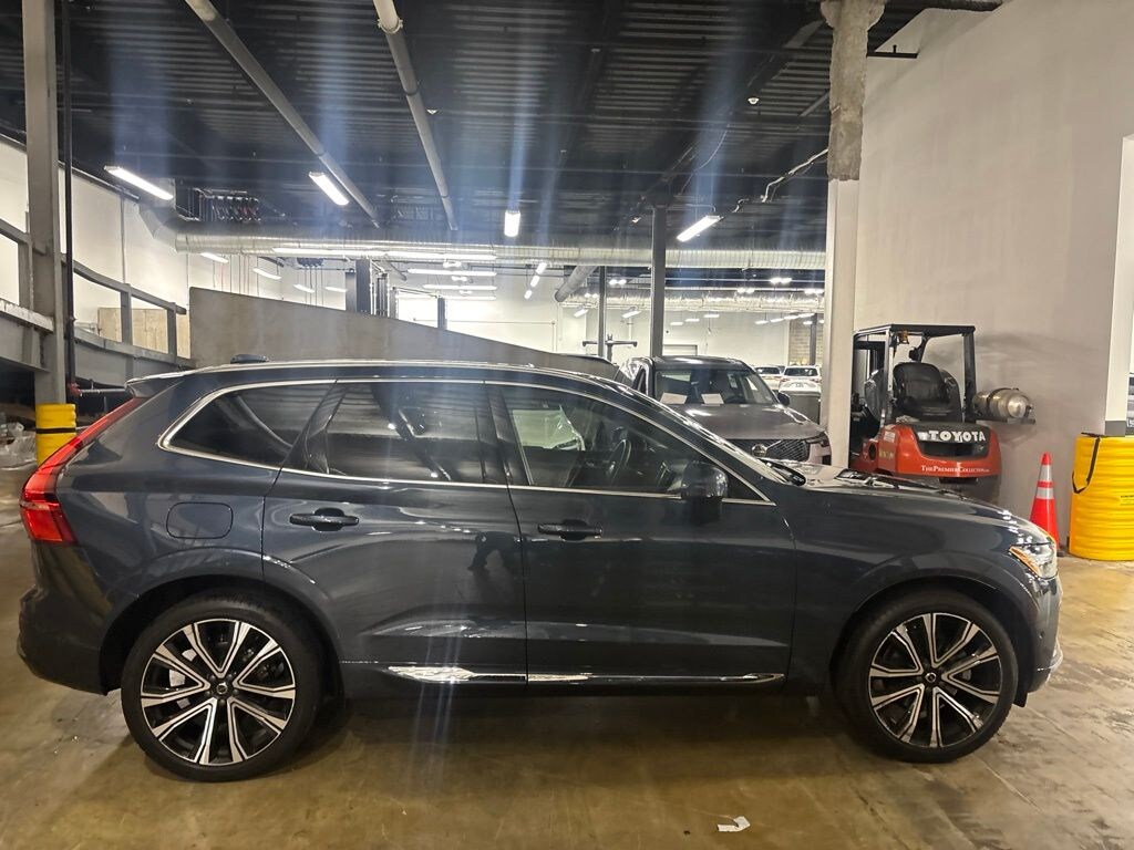 Used 2023 Volvo XC60 B5 AWD Ultimate Bright SUV
