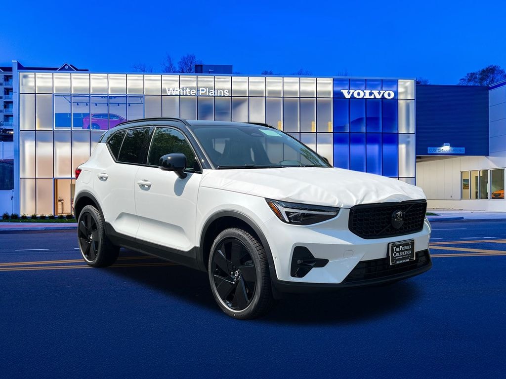 New 2026 Volvo XC40 B5 Ultra Black Edition SUV