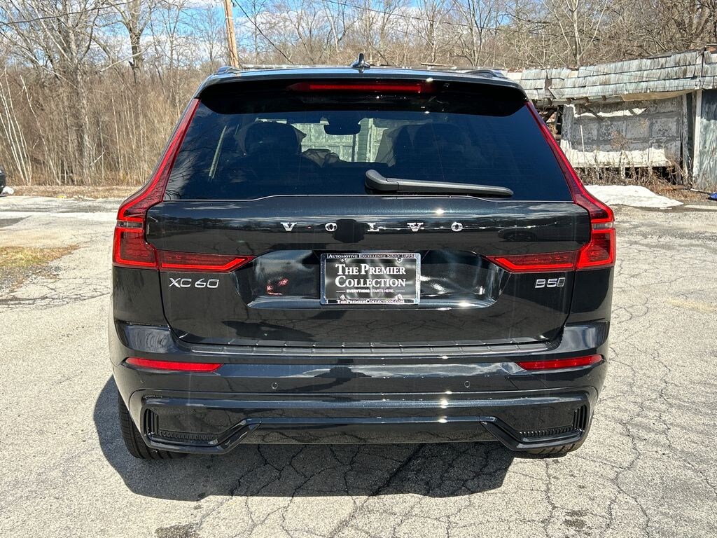 New 2026 Volvo XC60 B5 Plus SUV