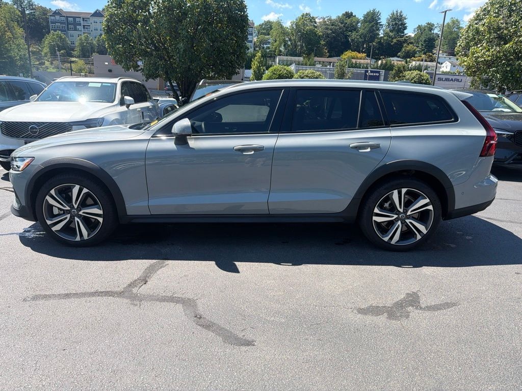 Used 2025 Volvo V60 Cross Country B5 Plus Wagon