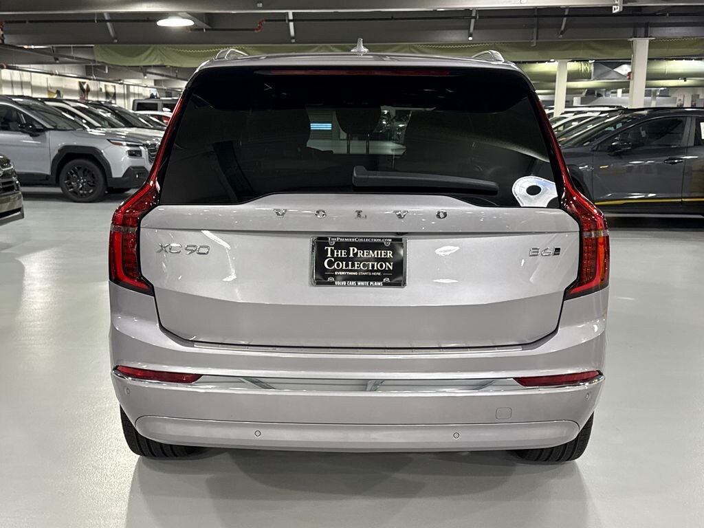 New 2026 Volvo XC90 B6 Core SUV
