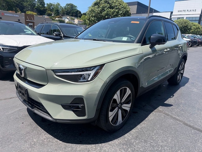2023 Volvo XC40 Recharge Pure Electric Plus SUV